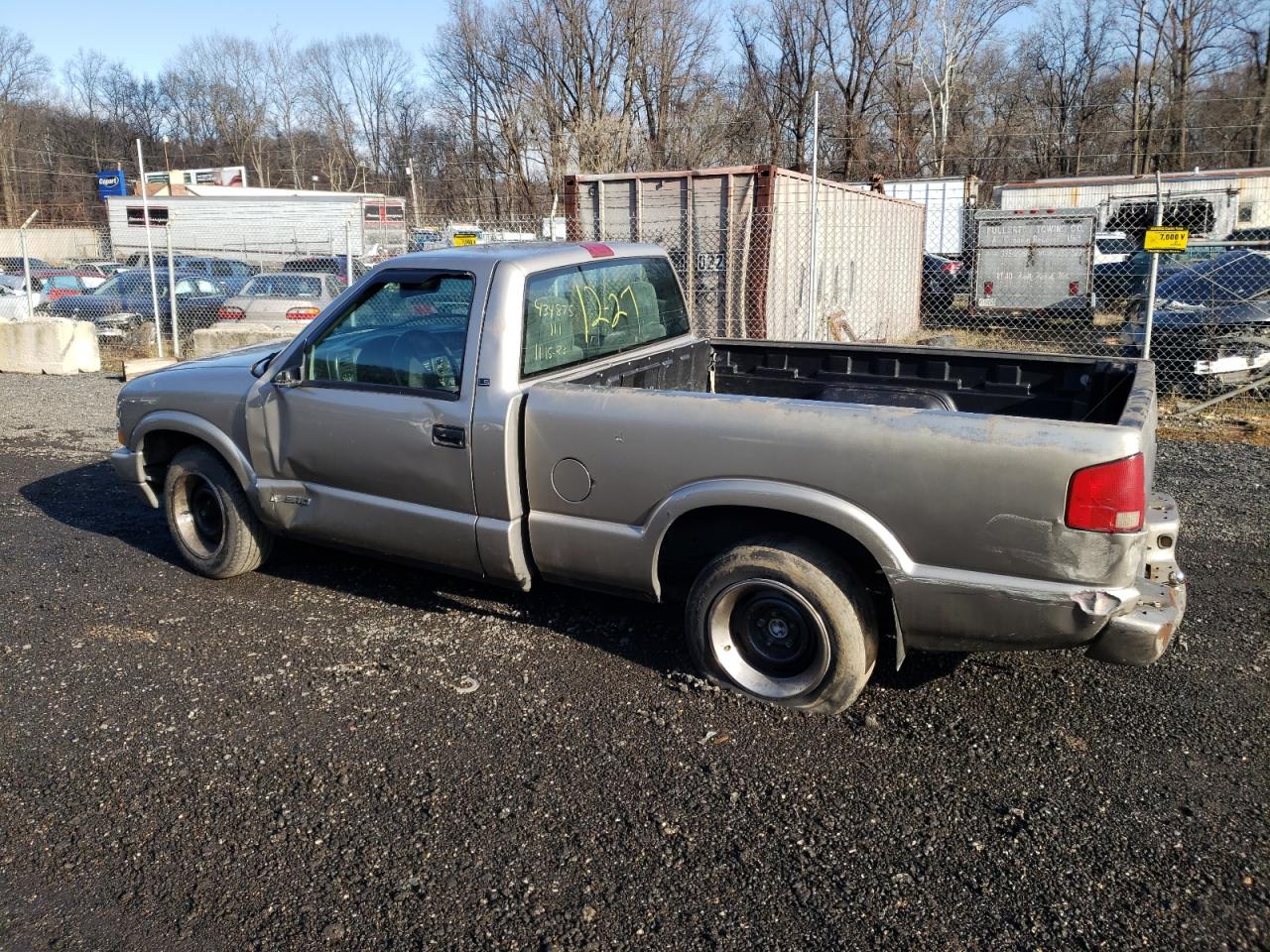 Obraz 2 z 1998 CHEVROLET S TRUCK S10 1998 z VIN 1GCCS1443WK197320