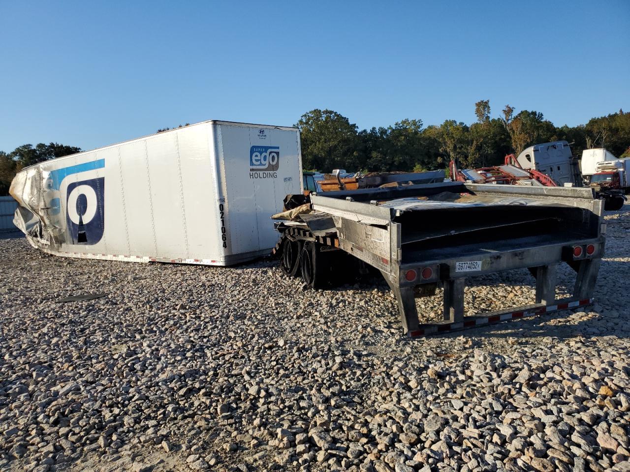 Image 1 of 2022 HYUNDAI TRAILER 2022 with VIN 3H3V532K5NS021064