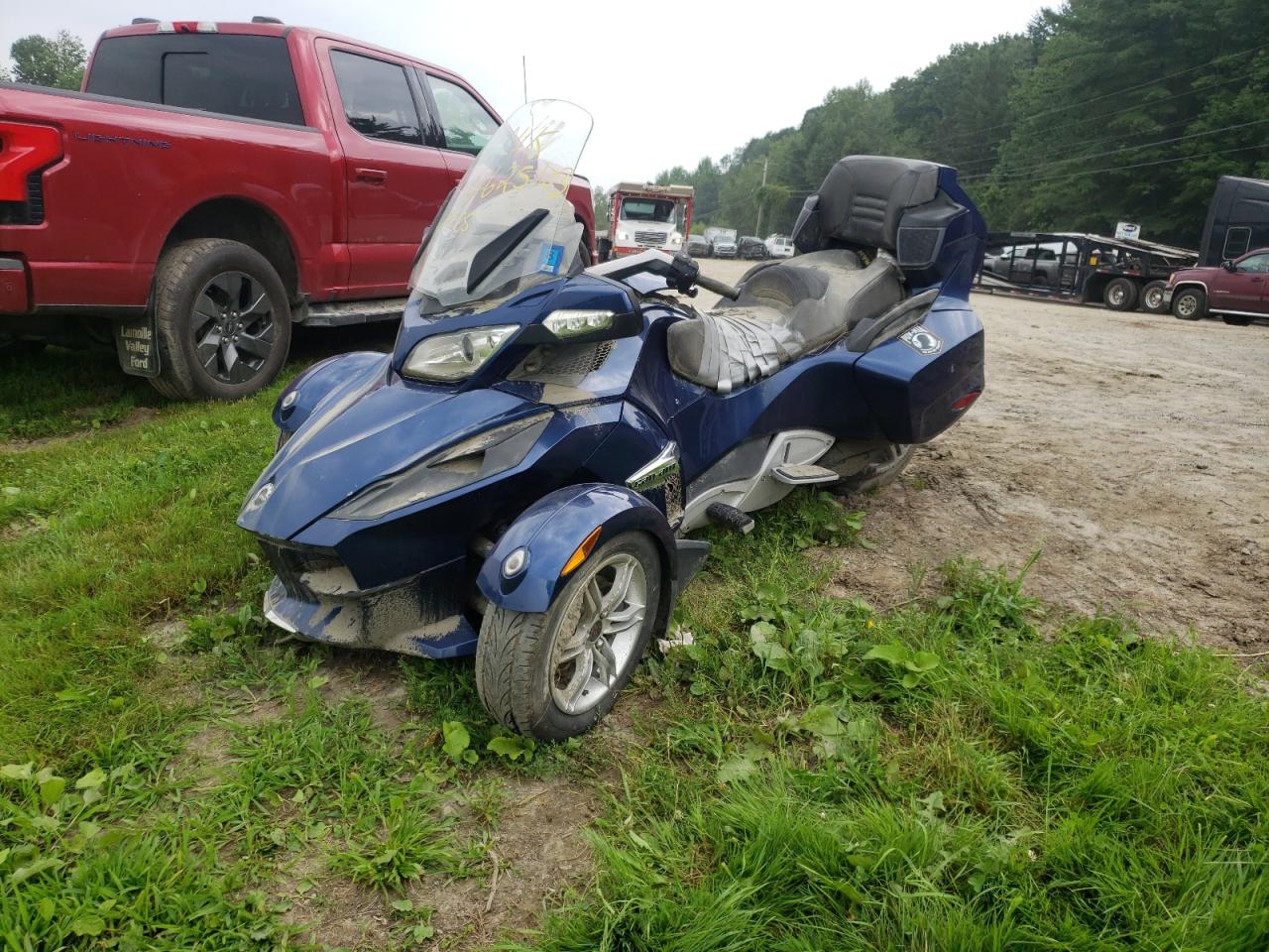 Obraz 1 z Can-Am Spyder Roadster Rt 2011 z VIN 2BXJBKC1XBV001249