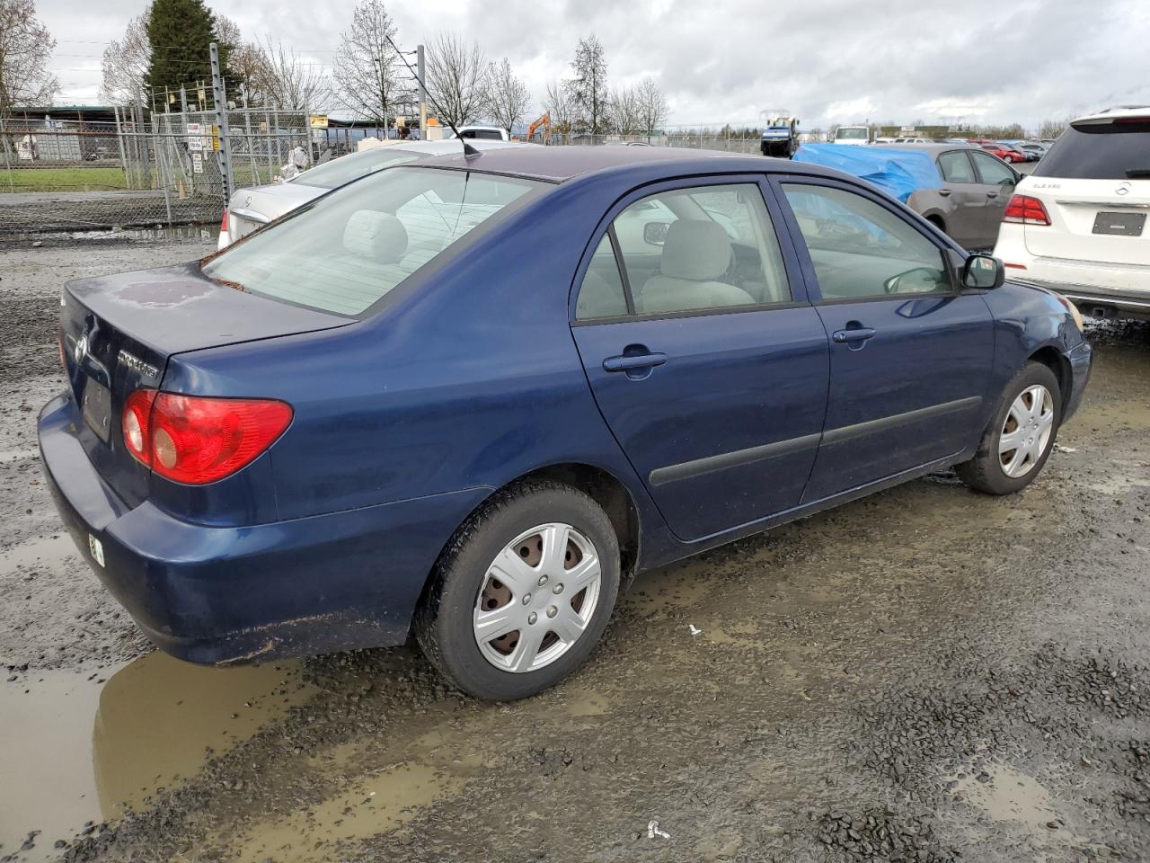 Image 3 of 2005 TOYOTA COROLLA CE 2005 with VIN 1NXBR32E75Z465413