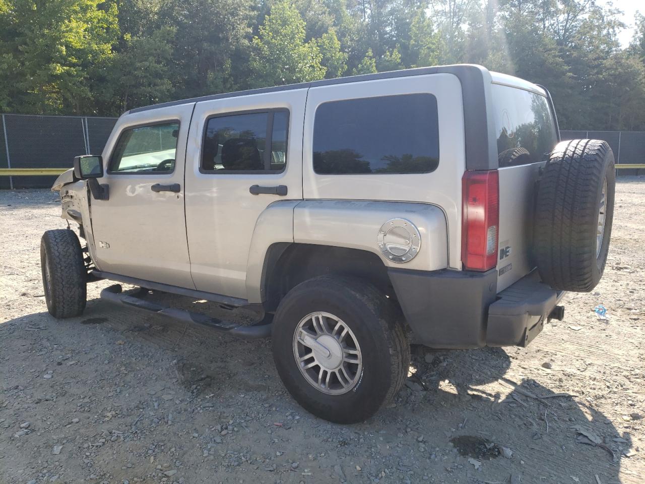 Изображение 2 2008 HUMMER H3  2008 с VIN 5GTEN13E888118209