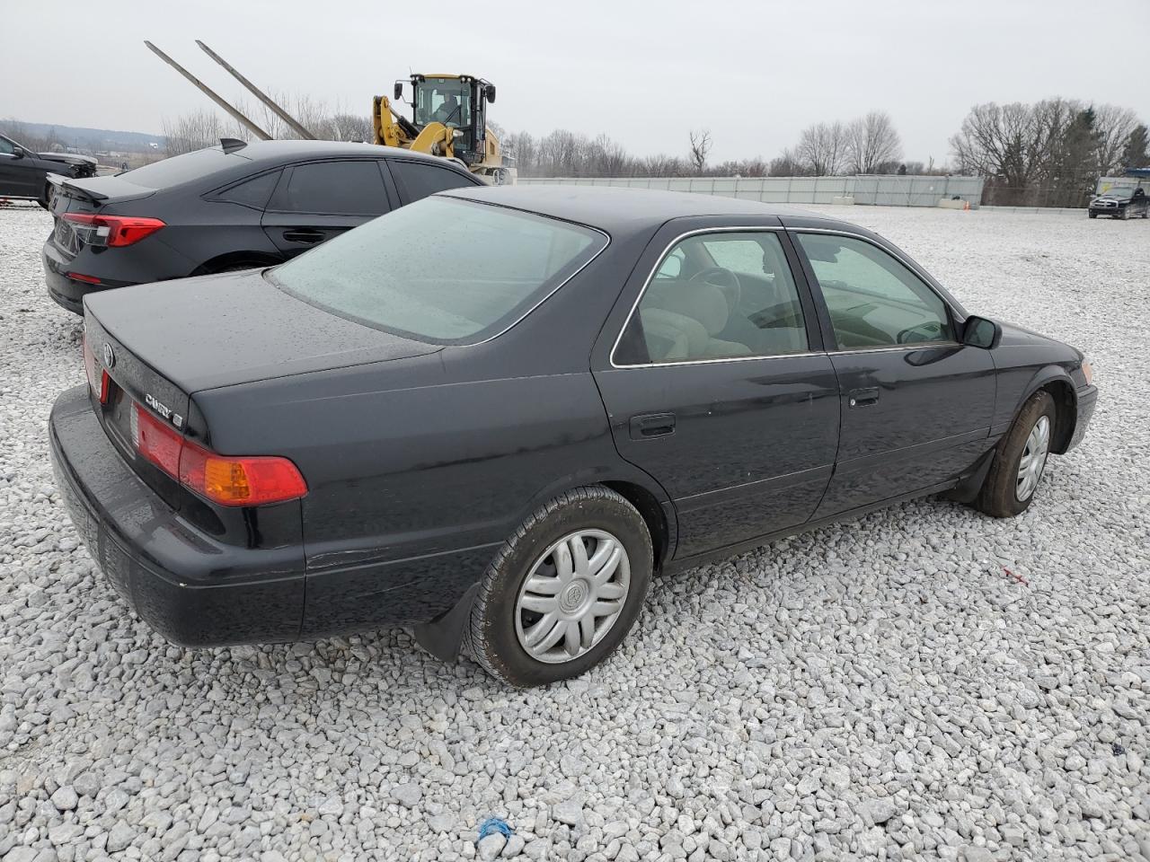 Изображение 3 2000 TOYOTA CAMRY CE 2000 с VIN 4T1BG22K3YU739524