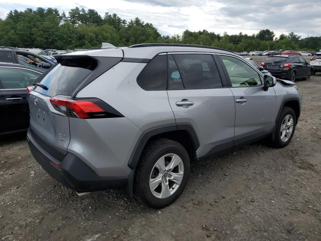 Image 3 of 2020 TOYOTA RAV4 XLE 2020 with VIN JTMP1RFVXLD053630