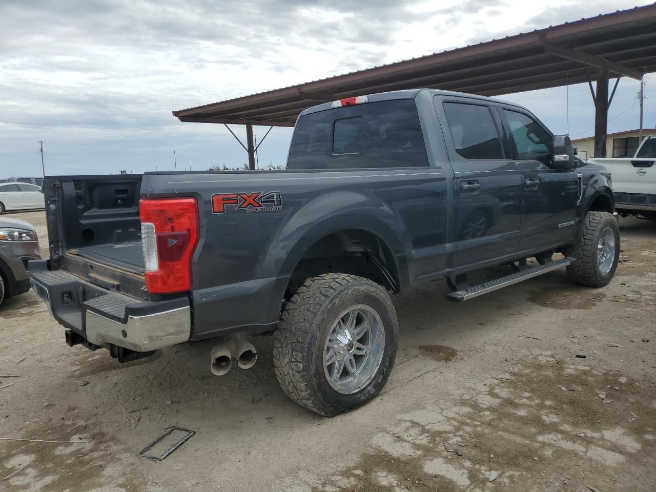 Изображение 3 2017 FORD F250 SUPER DUTY 2017 с VIN 1FT7W2BT4HEB64804