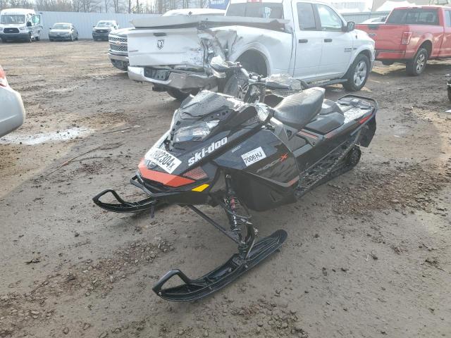 Obraz 2 z 2018 SKI DOO MXZ-X 800 2018 z VIN 2BPSUUJC1JV000049