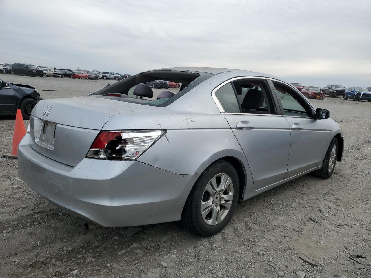 Image 3 of 2009 HONDA ACCORD LX 2009 with VIN 1HGCP26399A196700