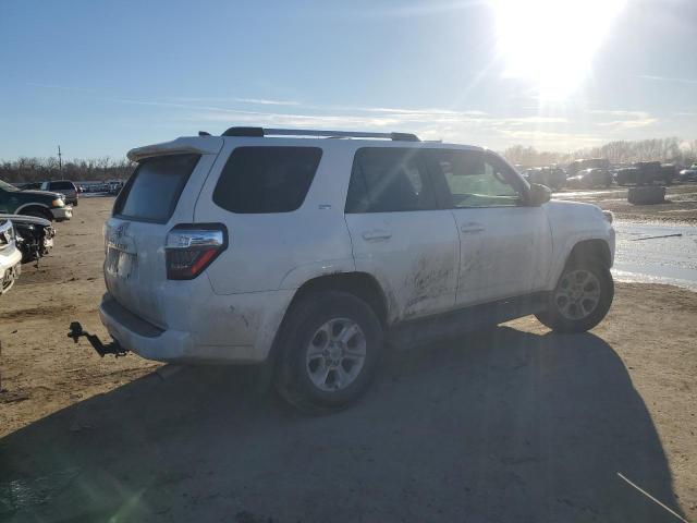 Obraz 3 z 2019 TOYOTA 4RUNNER SR5 2019 z VIN JTEBU5JR3K5652569