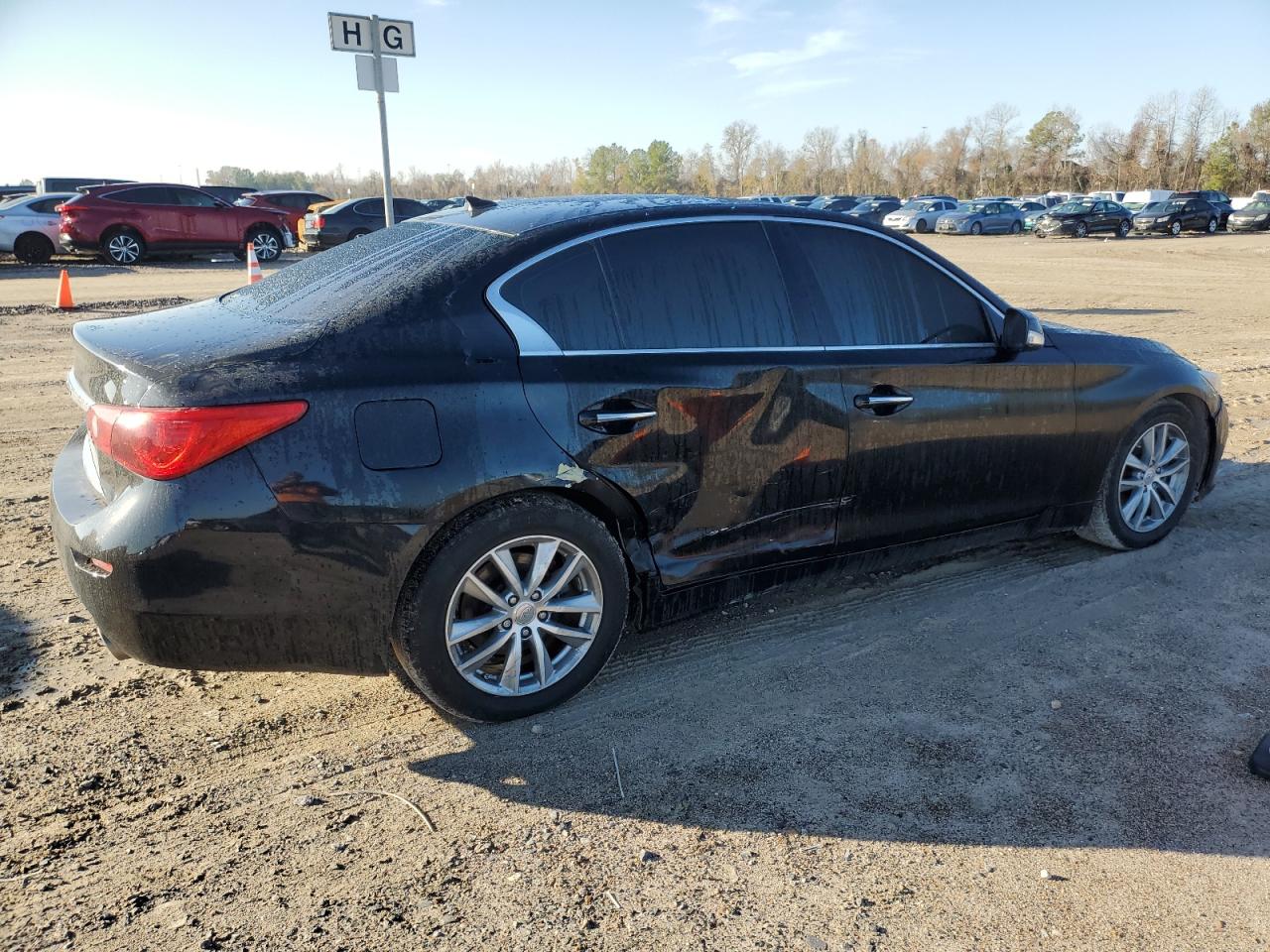 Obraz 3 z 2015 INFINITI Q50 BASE 2015 z VIN JN1BV7AP4FM354106
