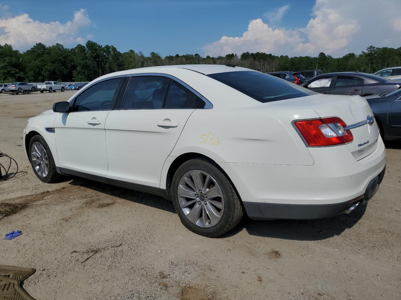 Image 2 of 2010 FORD TAURUS LIMITED 2010 with VIN 1FAHP2FW3AG120766