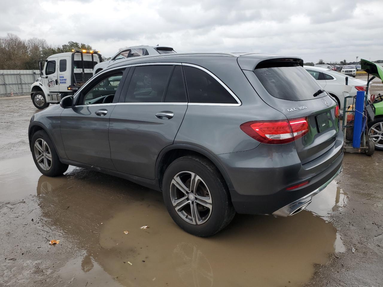 Image 2 of 2016 MERCEDES-BENZ GLC 300 4MATIC 2016 with VIN WDC0G4KB4GF073908