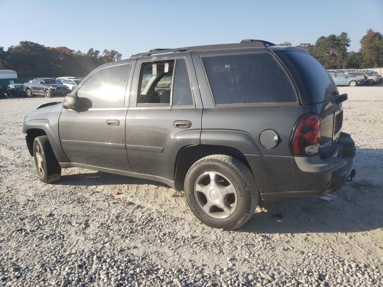 Изображение 2 2007 CHEVROLET TRAILBLAZER LS 2007 с VIN 1GNDT13S372224641