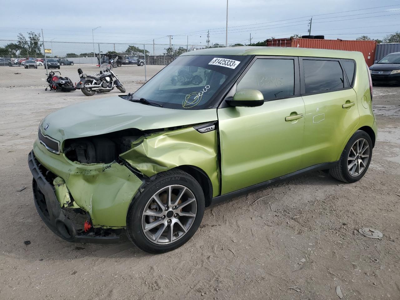 Obraz 1 z 2015 KIA SOUL  2015 z VIN KNDJN2A26F7811092