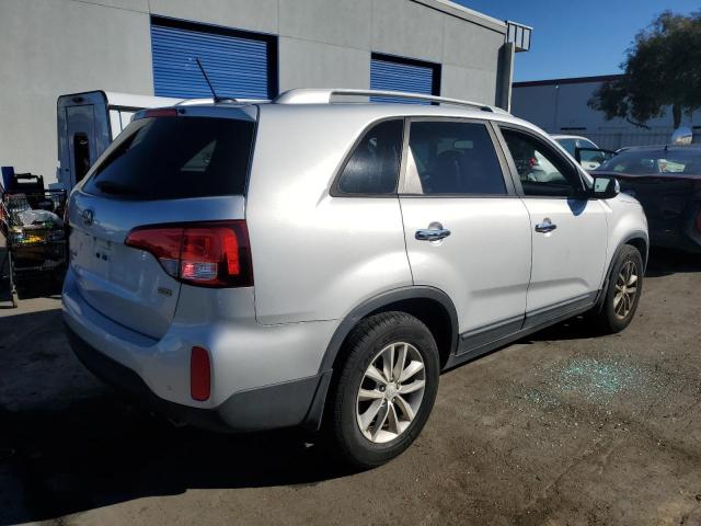 Image 3 of 2015 KIA SORENTO LX 2015 with VIN 5XYKT3A60FG603215