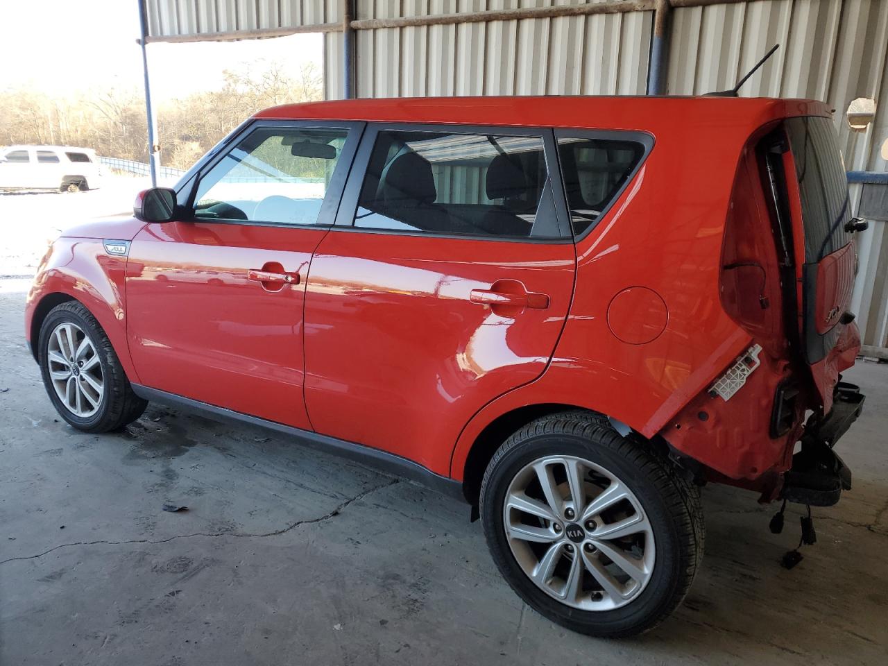 Изображение 2 2018 KIA SOUL + 2018 с VIN KNDJP3A52J7601530