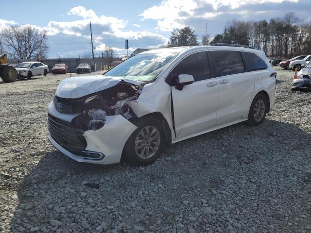 Image 1 of 2022 TOYOTA SIENNA XLE 2022 with VIN 5TDYSKFC4NS060250