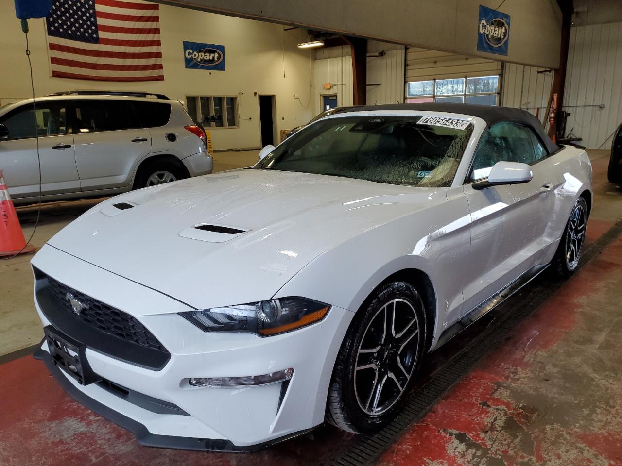 Image 1 of 2022 FORD MUSTANG  2022 with VIN 1FATP8UH8N5119261