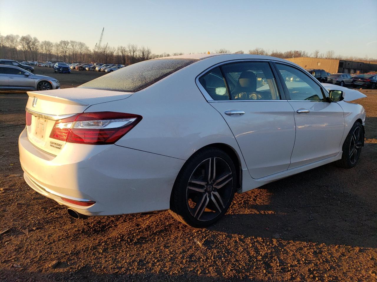 Image 3 of 2017 HONDA ACCORD SPORT SPECIAL EDITION 2017 with VIN 1HGCR2F19HA198695