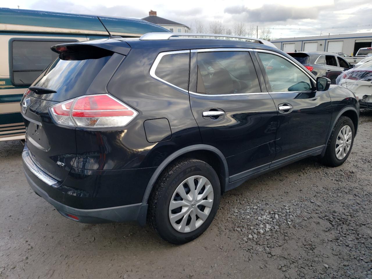 Image 3 of 2016 NISSAN ROGUE S 2016 with VIN KNMAT2MV4GP691595