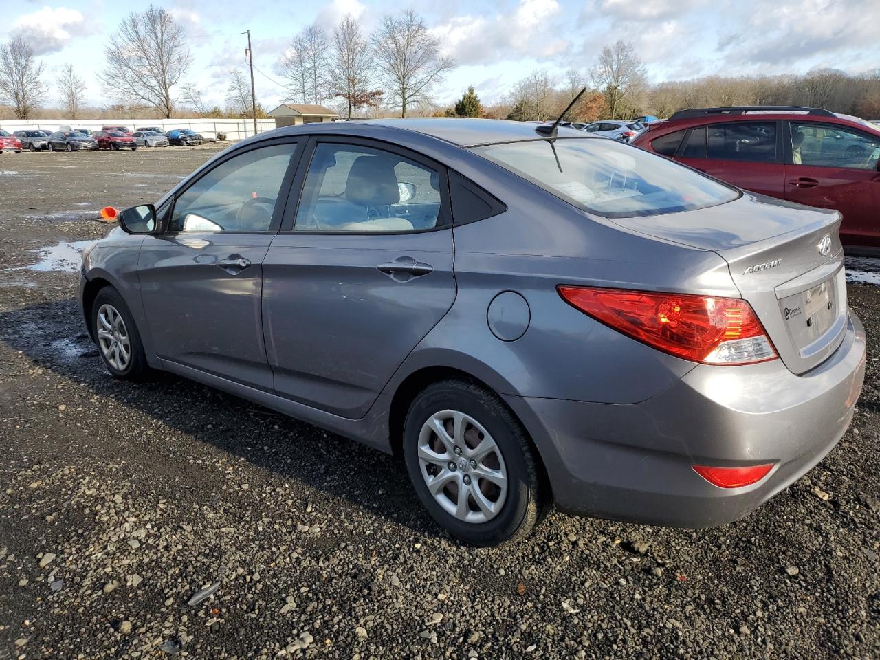 Изображение 2 2013 HYUNDAI ACCENT GLS 2013 с VIN KMHCT4AE3DU563219