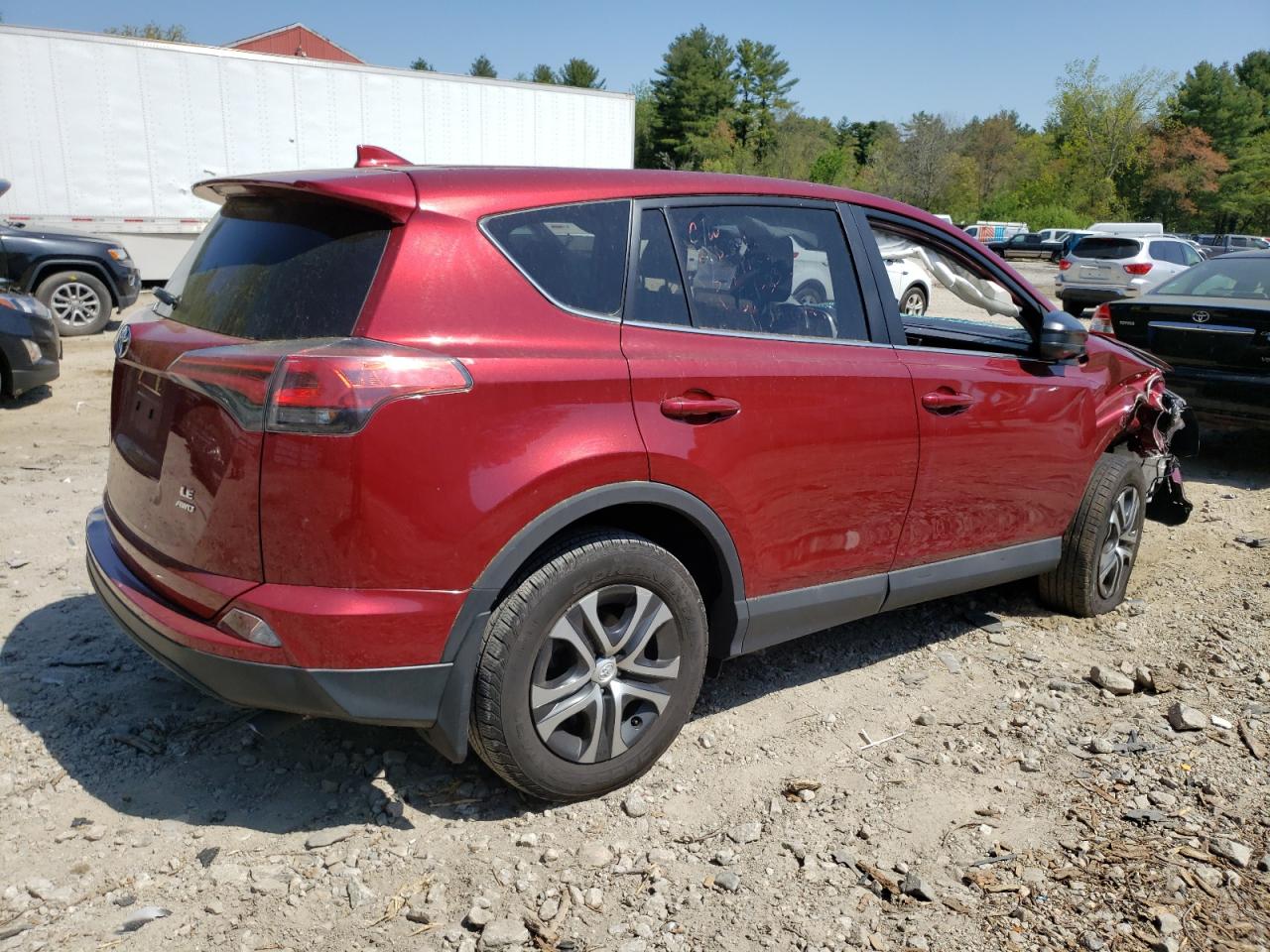 Изображение 3 2018 TOYOTA RAV4 LE 2018 с VIN 2T3BFREV4JW822863