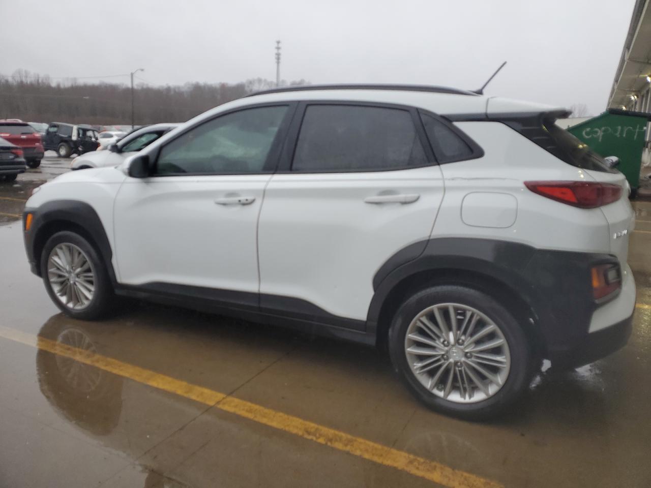 Image 2 of 2018 HYUNDAI KONA SEL 2018 with VIN KM8K22AA0JU102149