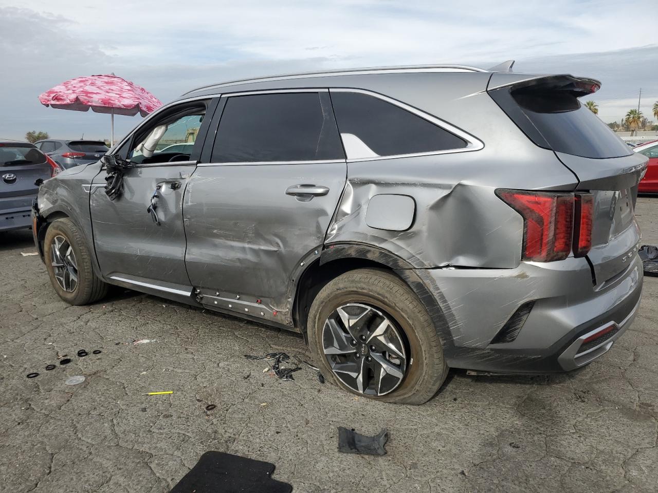 Image 2 of 2022 KIA SORENTO S 2022 with VIN KNDRG4LGXN5084504