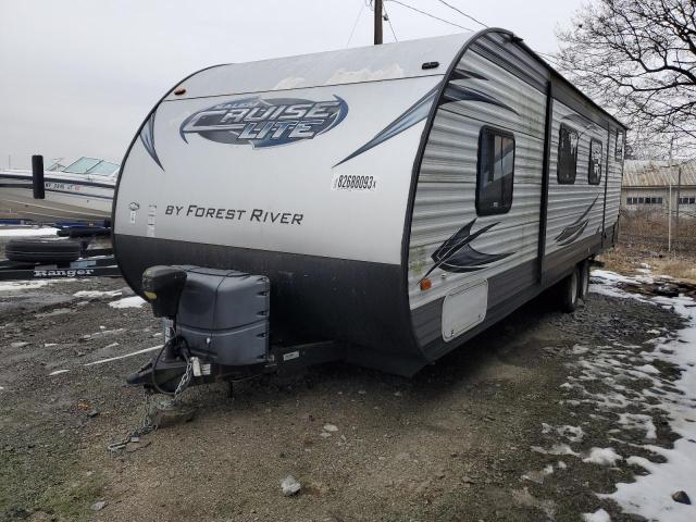 Image 2 of 2016 WILDWOOD SALEM 2016 with VIN 4X4TSMB28G7408299