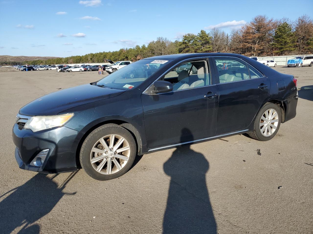 Изображение 1 2013 TOYOTA CAMRY SE 2013 с VIN 4T1BK1FK7DU526556