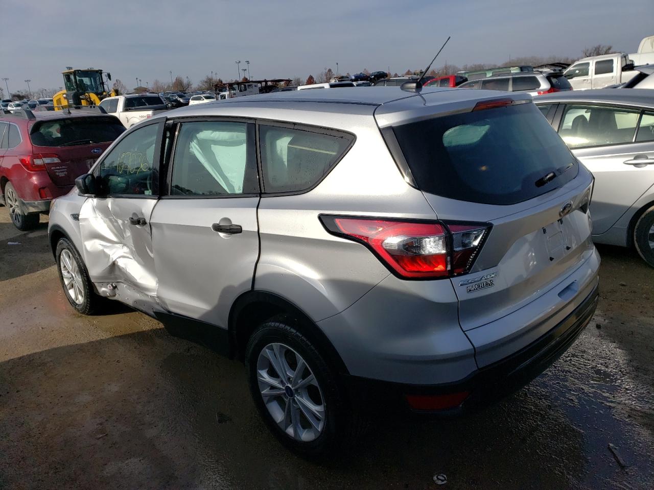 Изображение 2 2017 FORD ESCAPE S 2017 с VIN 1FMCU0F79HUC89949