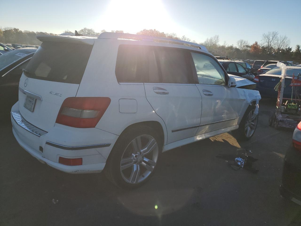 Image 3 of 2012 MERCEDES-BENZ GLK 350 4MATIC 2012 with VIN WDCGG8HB4CF745182