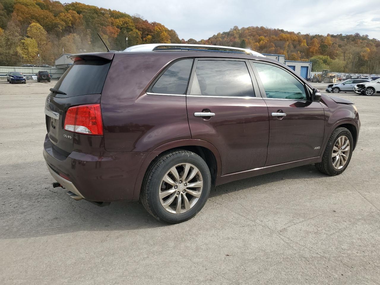 Obraz 3 z 2011 KIA SORENTO SX 2011 z VIN 5XYKWDA25BG116581