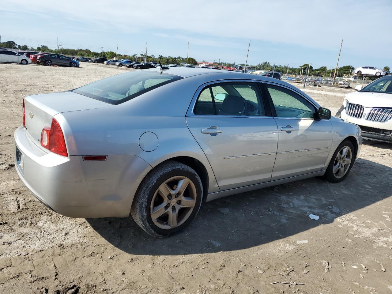 Obraz 3 z 2009 CHEVROLET MALIBU LS 2009 z VIN 1G1ZG57B29F252245