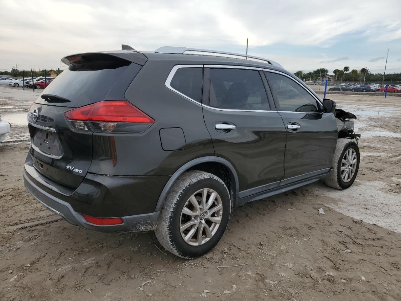 Obraz 3 z 2017 NISSAN ROGUE S 2017 z VIN KNMAT2MV8HP584289