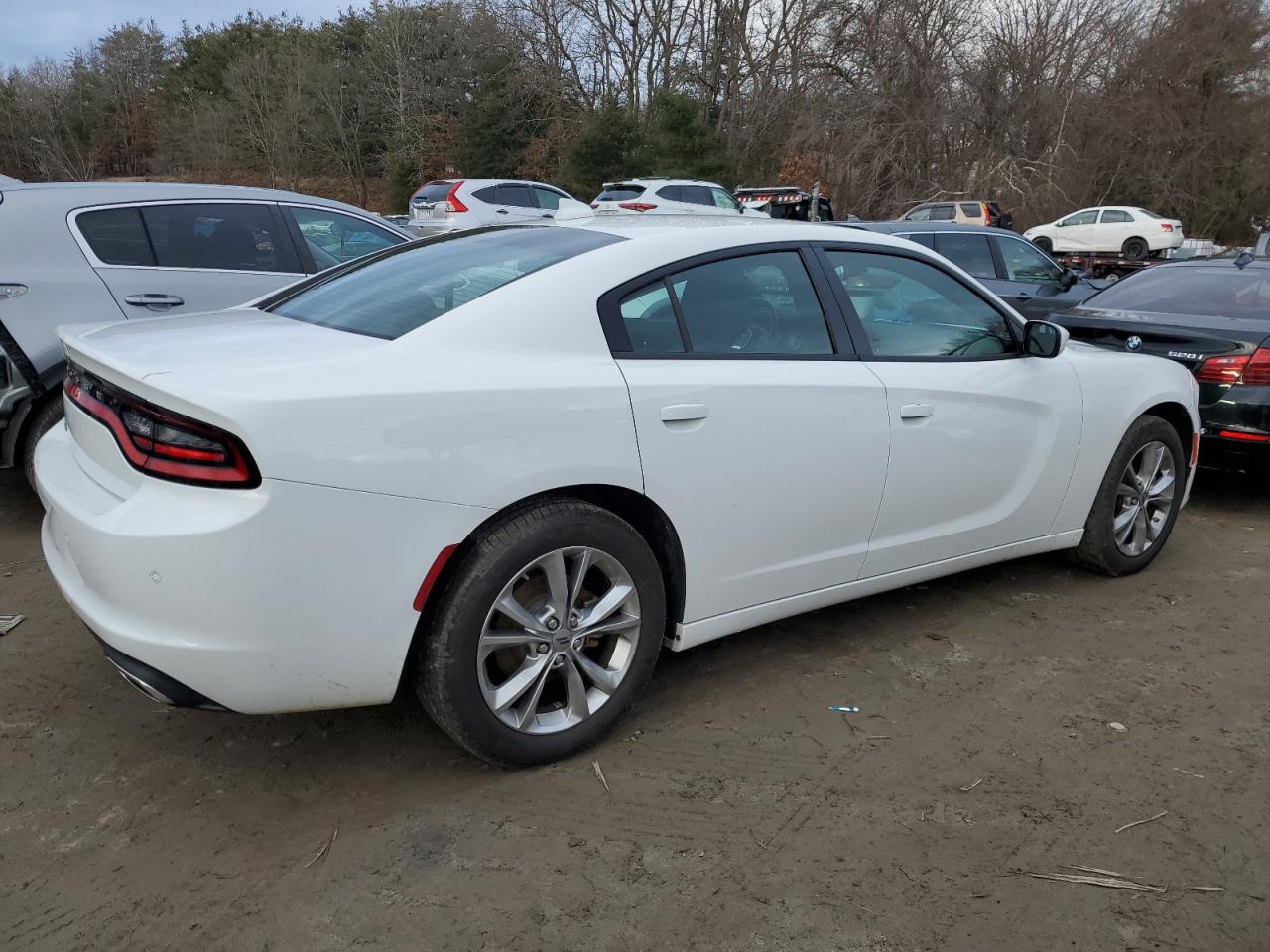 Obraz 3 z 2022 DODGE CHARGER SXT 2022 z VIN 2C3CDXJG5NH115903