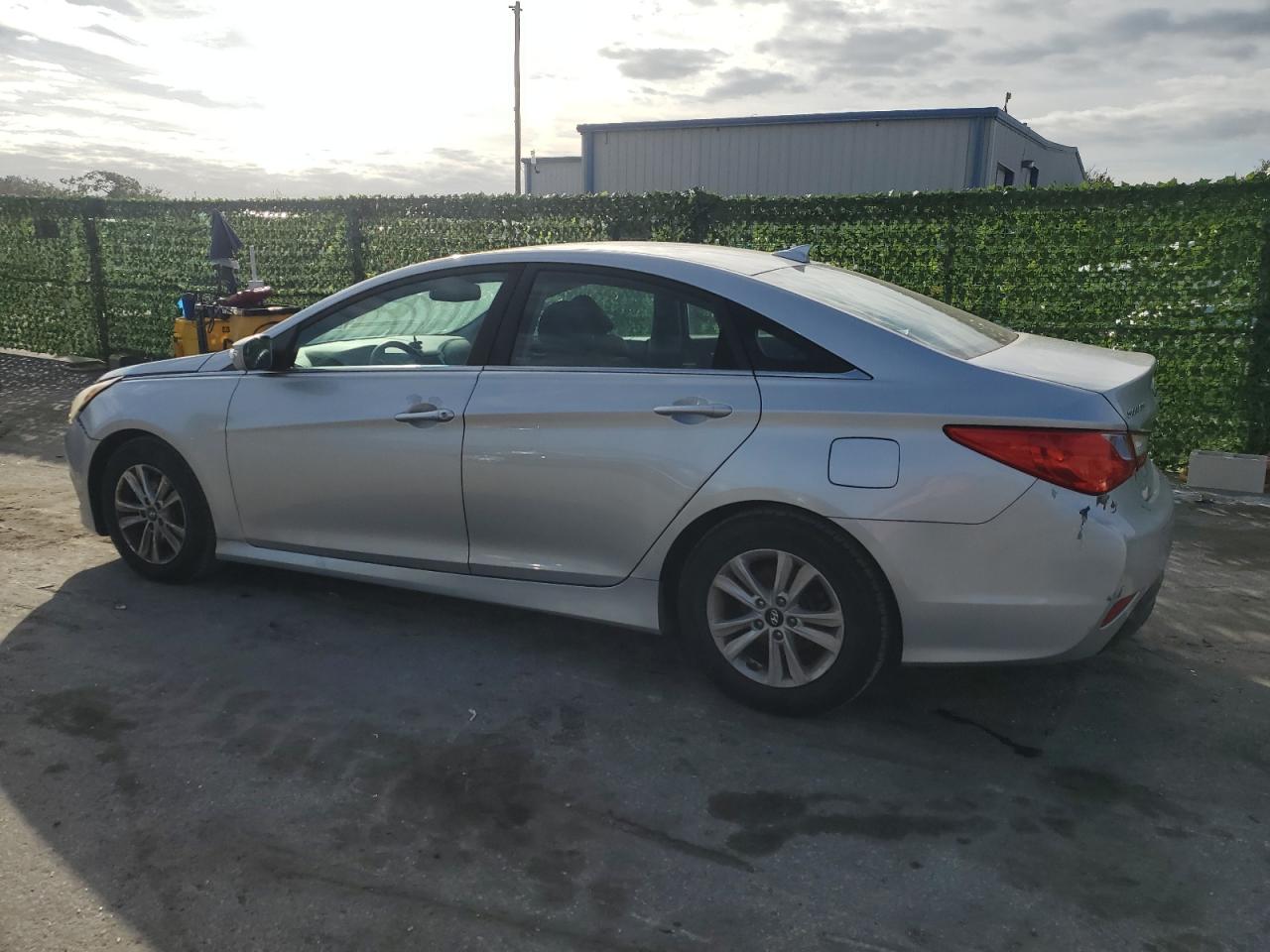 Изображение 2 2014 HYUNDAI SONATA GLS 2014 с VIN 5NPEB4ACXEH845741