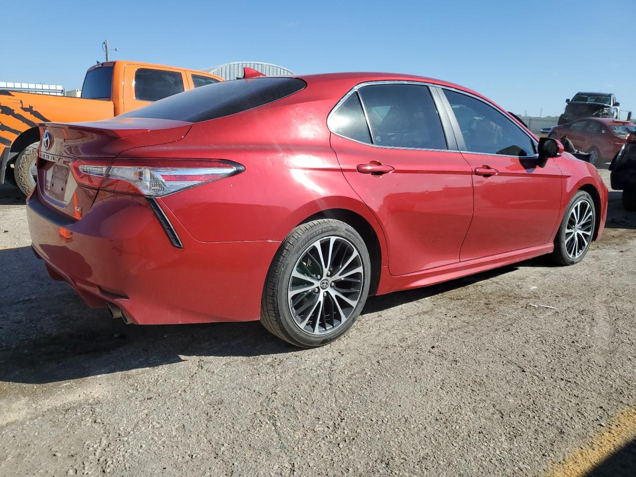 Image 3 of 2020 TOYOTA CAMRY SE 2020 with VIN 4T1G11AK4LU396671