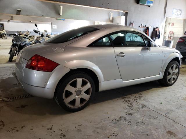 Obraz 3 z 2000 AUDI TT QUATTRO 2000 z VIN TRUUC28N5Y1055723