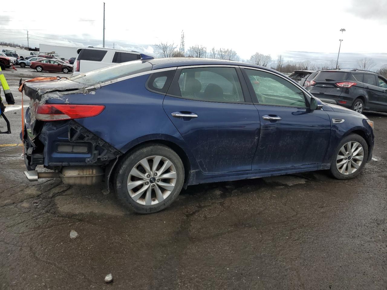 Image 3 of 2017 KIA OPTIMA LX 2017 with VIN 5XXGT4L39HG140447