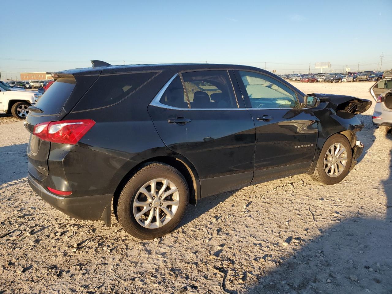 Image 3 of 2020 CHEVROLET EQUINOX LT 2020 with VIN 2GNAXUEV9L6209753