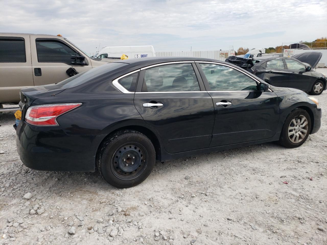 Image 3 of 2015 NISSAN ALTIMA 2.5 2015 with VIN 1N4AL3AP2FN370943