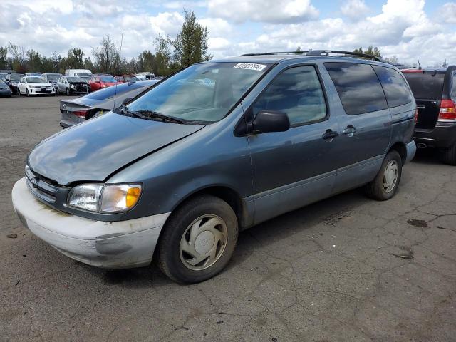 Image 1 of 2000 TOYOTA SIENNA LE 2000 with VIN 4T3ZF13C9YU307899