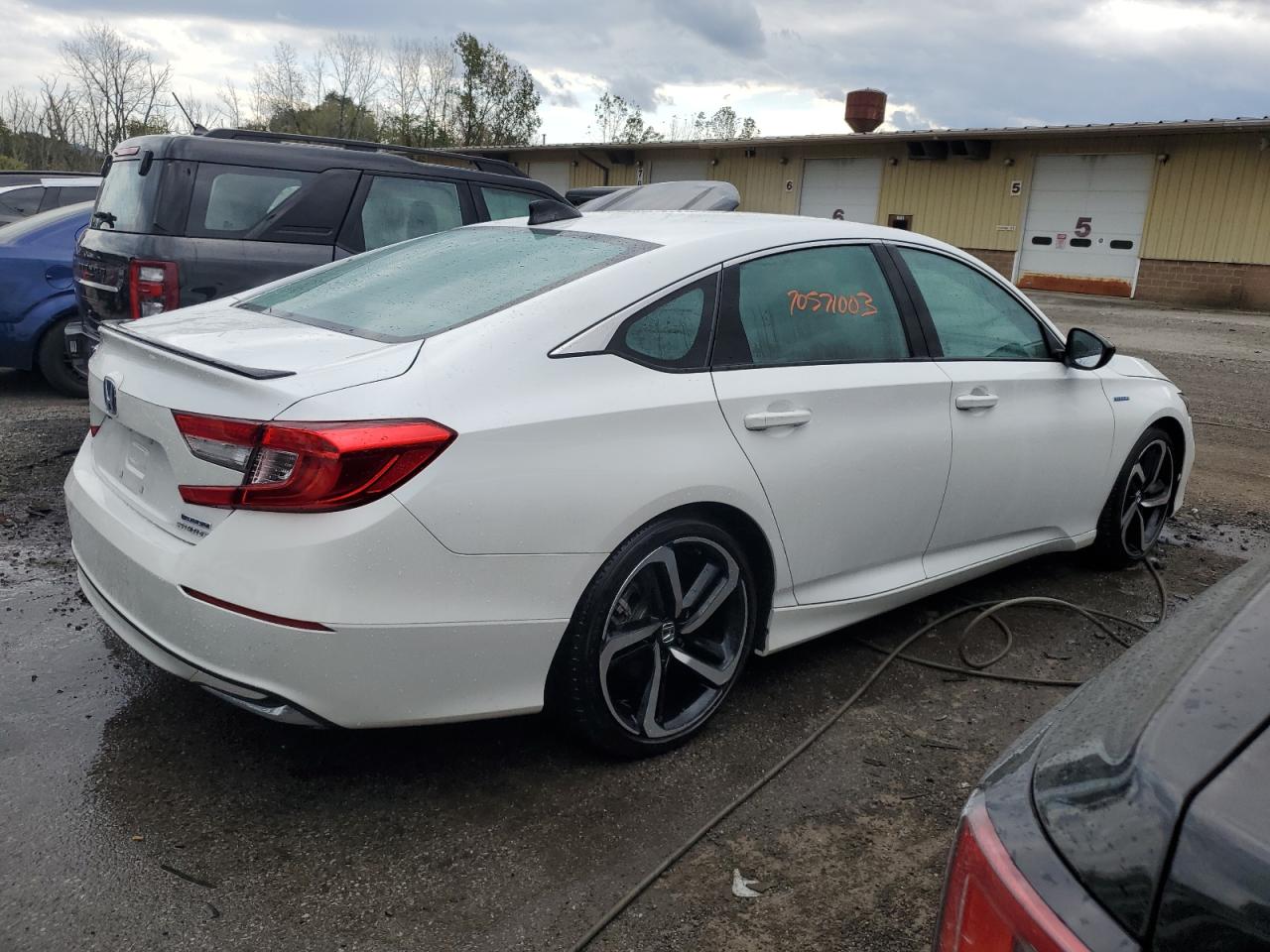 Obraz 3 z 2022 HONDA ACCORD HYBRID SPORT 2022 z VIN 1HGCV3F23NA037233