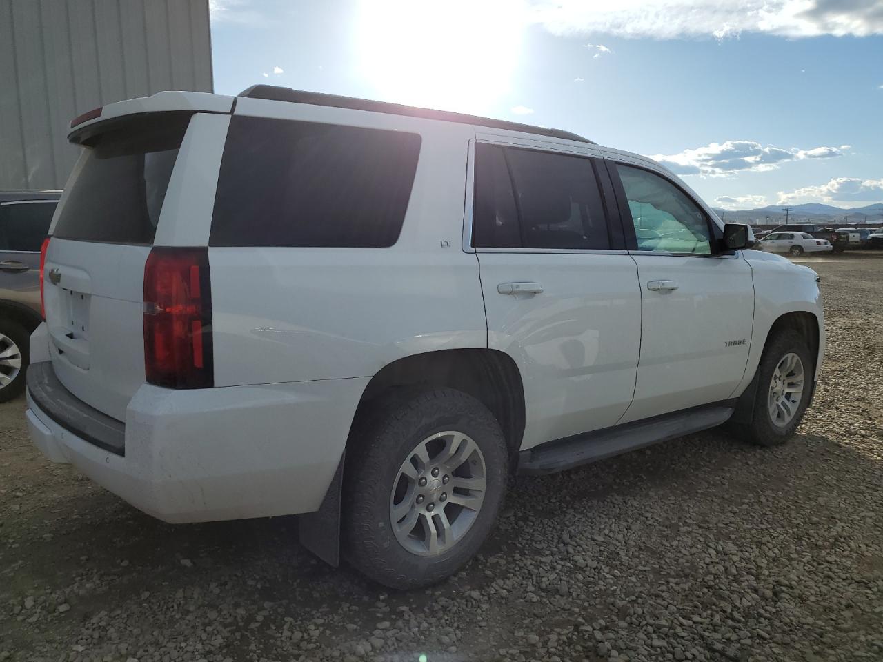 Image 3 of Chevrolet Tahoe K1500 Lt 2019 with VIN 1GNSKBKC0KR309947