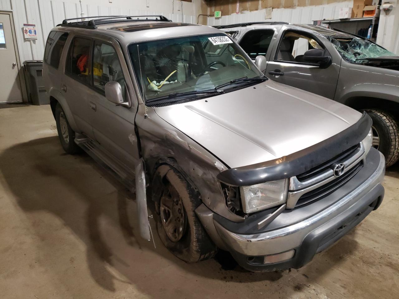 Image 1 of 2002 TOYOTA 4RUNNER SR5 2002 with VIN JT3HN86R320386753