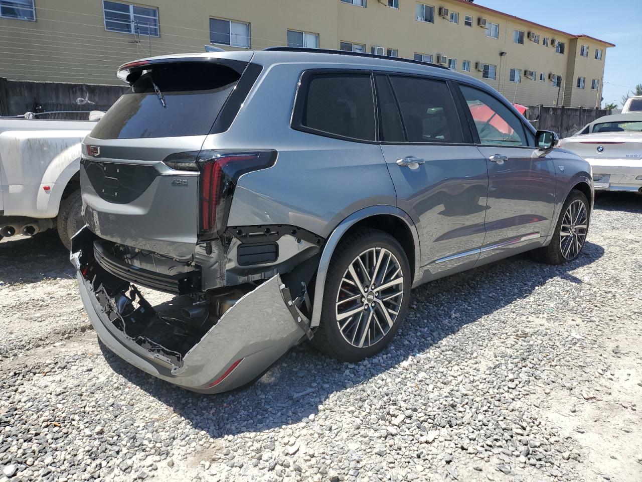 Изображение 3 2023 CADILLAC XT6 SPORT 2023 с VIN 1GYKPGRS0PZ135349