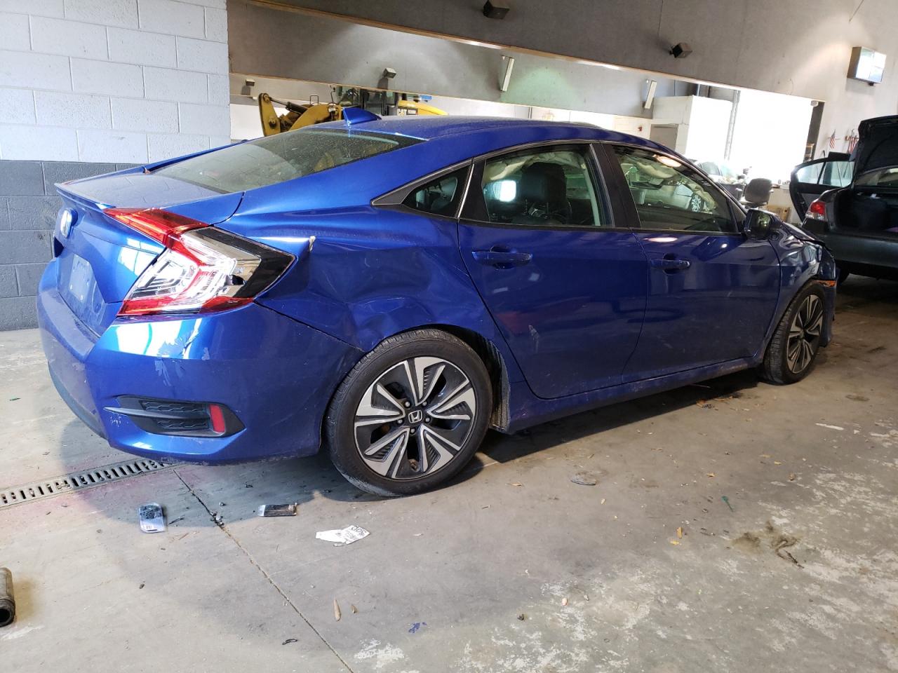 Изображение 3 2018 HONDA CIVIC EXL 2018 с VIN JHMFC1F77JX029885