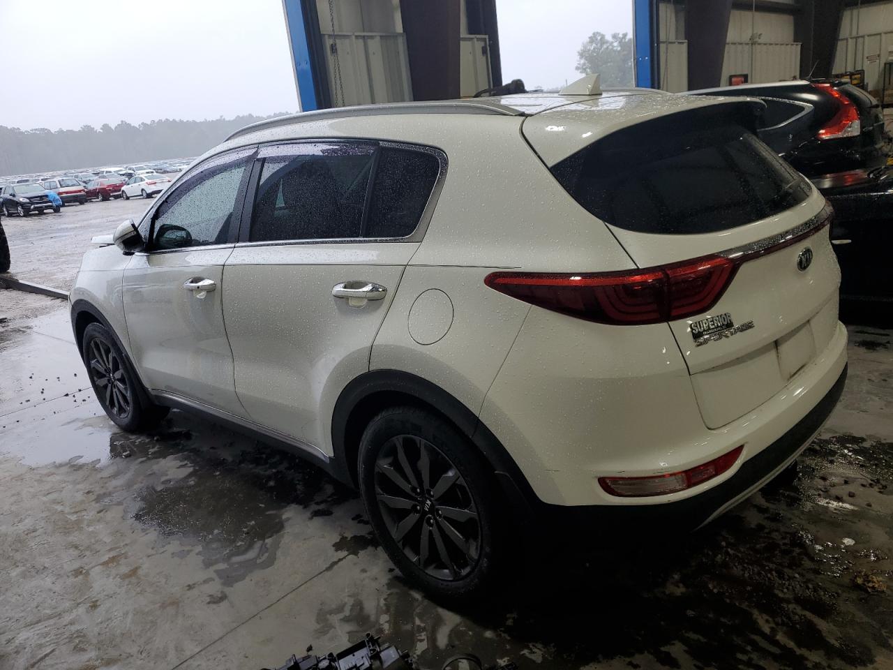 Image 2 of 2018 KIA SPORTAGE EX 2018 with VIN KNDPN3AC5J7428231