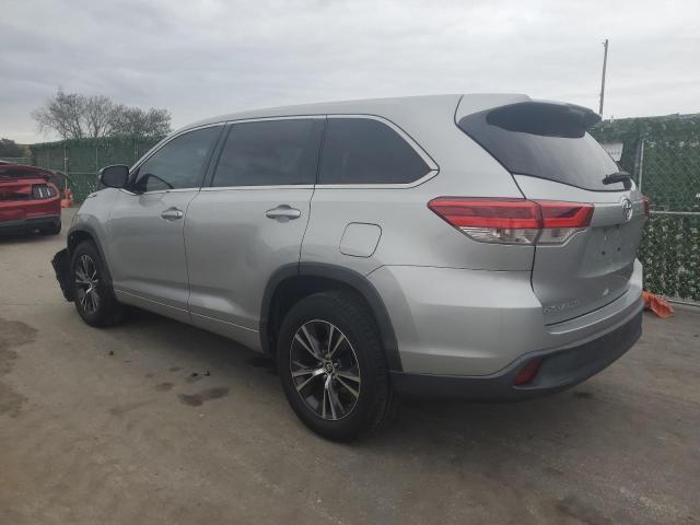 Изображение 2 2018 TOYOTA HIGHLANDER LE 2018 с VIN 5TDZARFH7JS039060