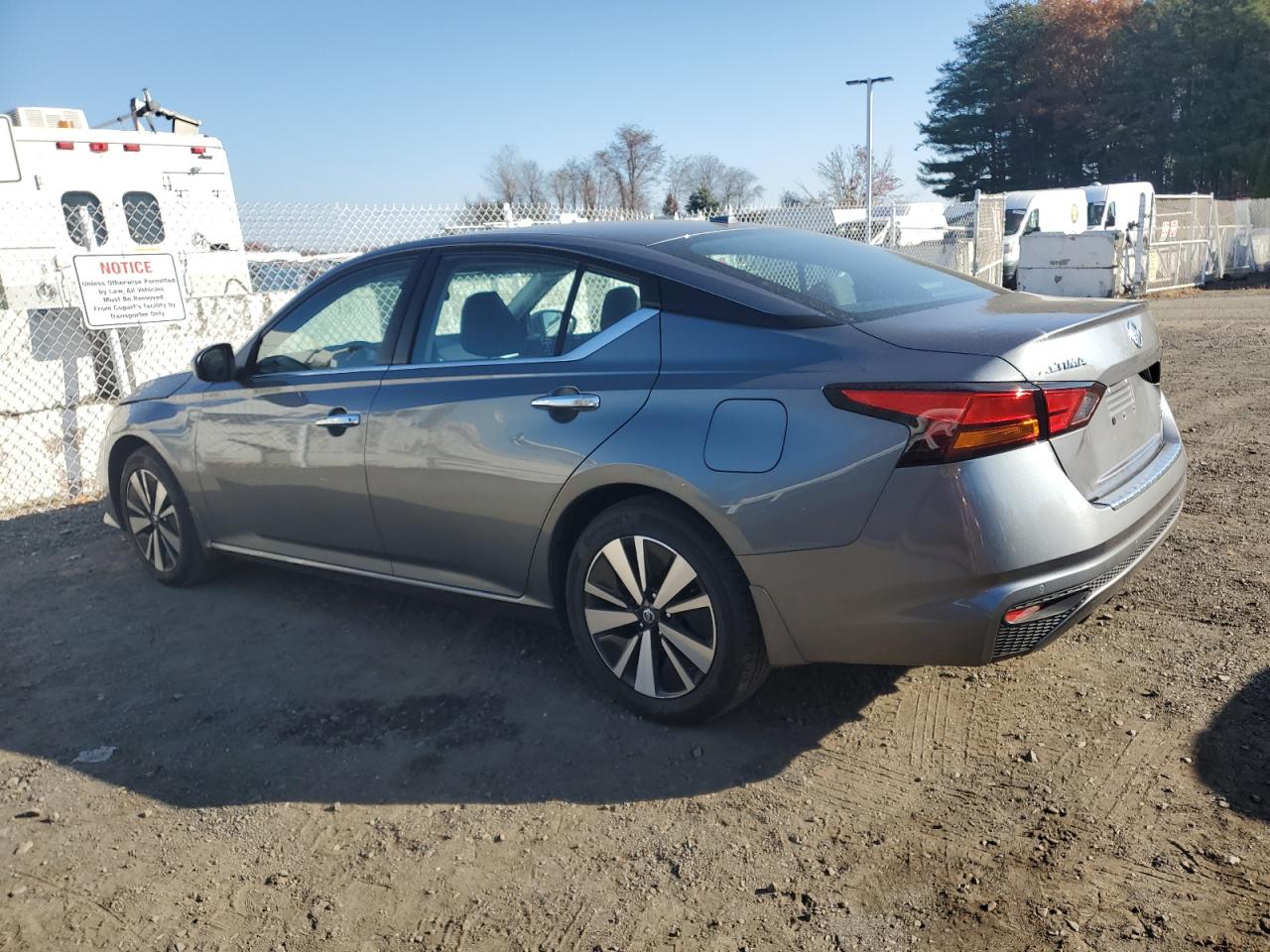 Изображение 2 2021 NISSAN ALTIMA SV 2021 с VIN 1N4BL4DW0MN349163