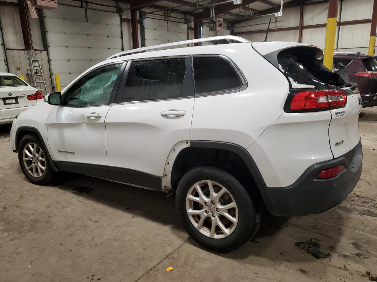 Изображение 2 2016 JEEP CHEROKEE LATITUDE 2016 с VIN 1C4PJMCS8GW254238